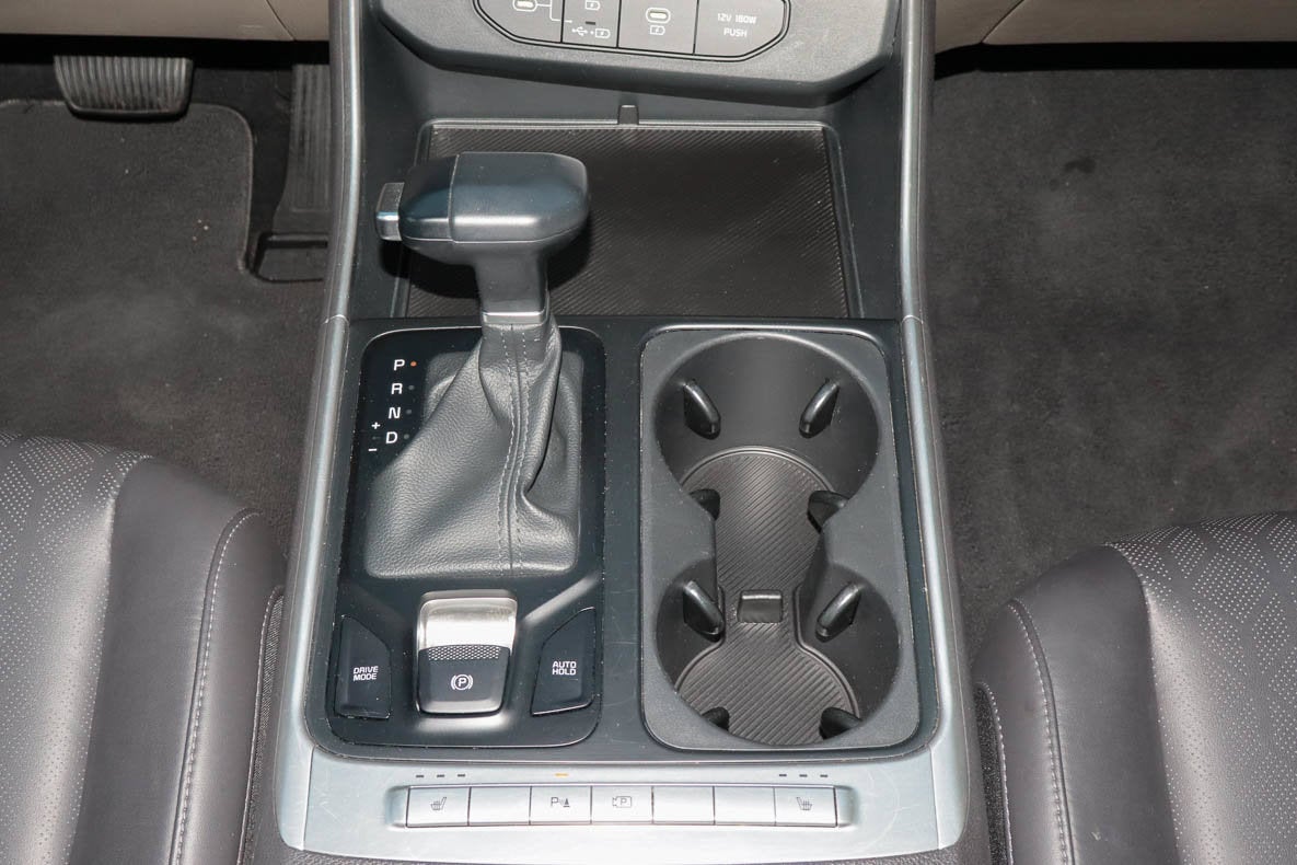 2025 Kia Carnival LXS FWD