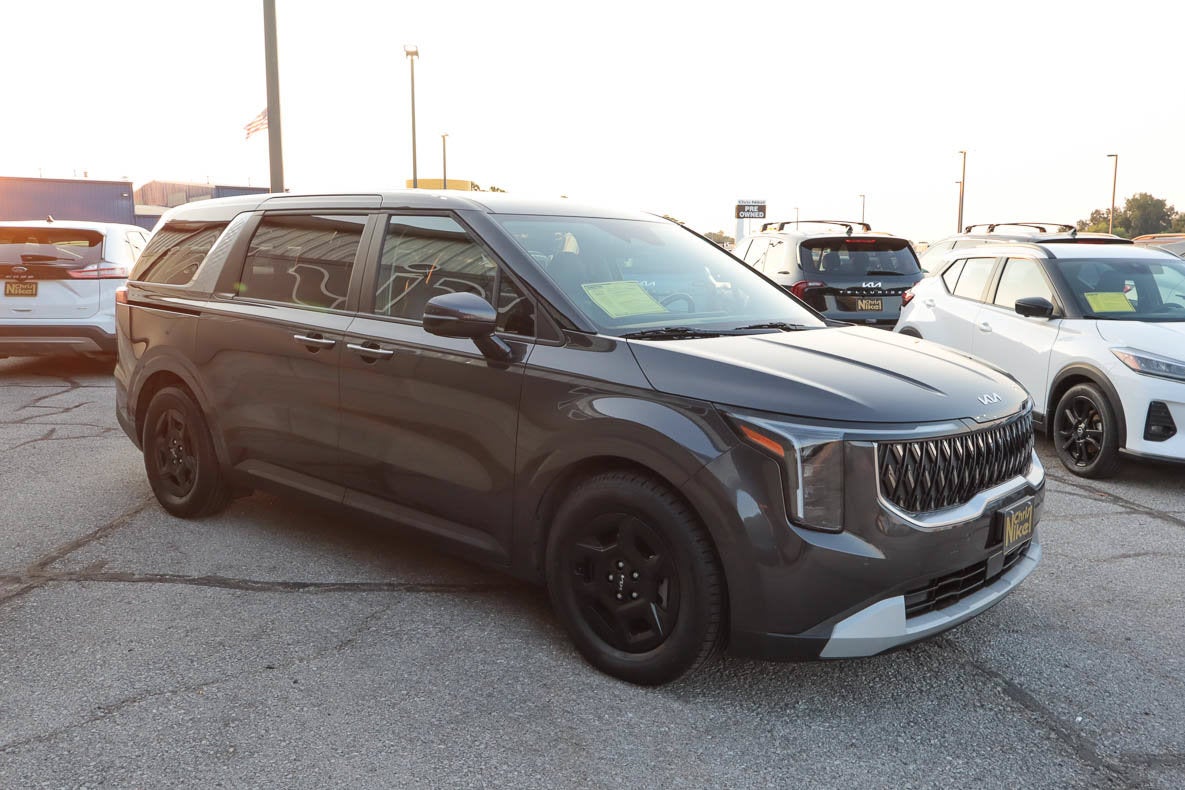 2025 Kia Carnival LXS FWD