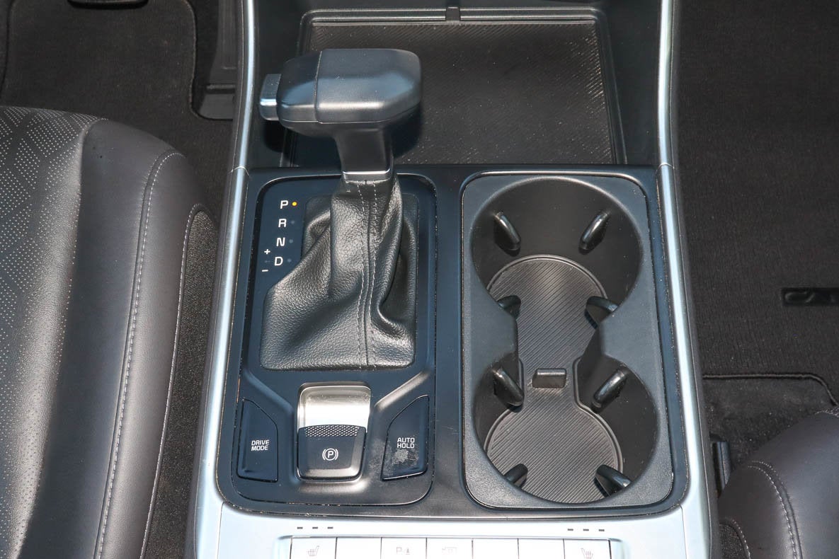 2025 Kia Carnival LXS FWD