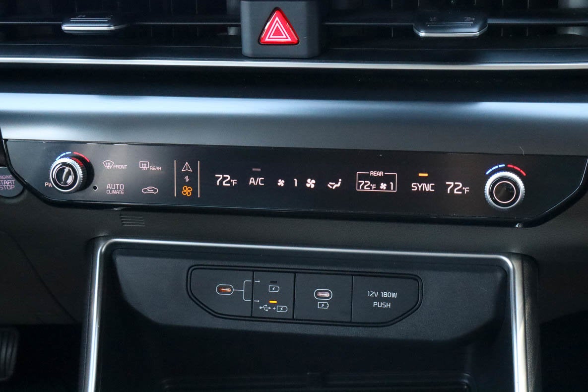 2025 Kia Carnival LXS FWD