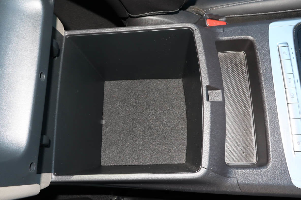 2025 Kia Carnival LXS FWD