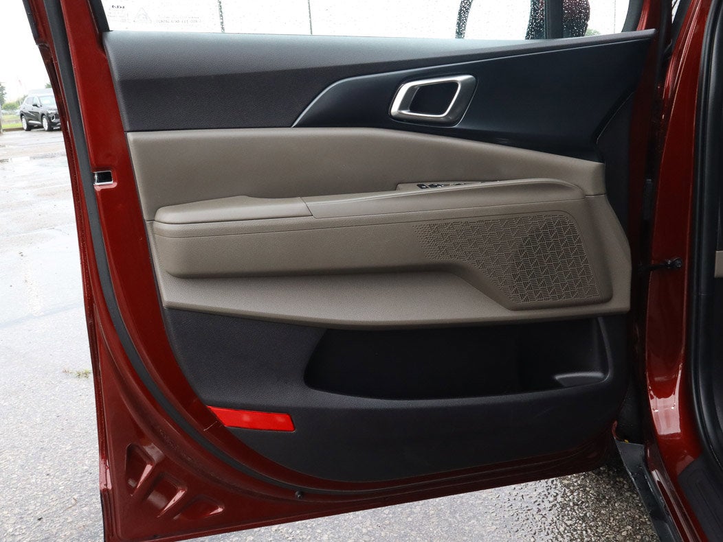 2025 Kia Carnival LXS FWD