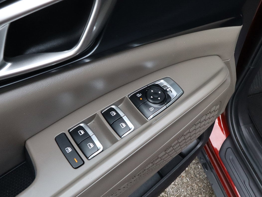 2025 Kia Carnival LXS FWD
