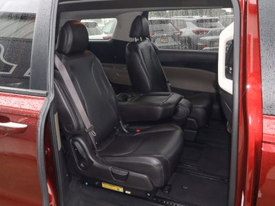 2025 Kia Carnival LXS FWD