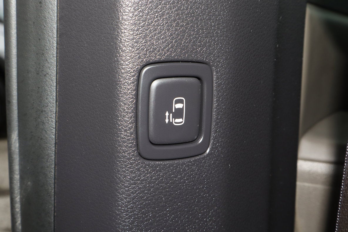 2025 Kia Carnival LXS FWD