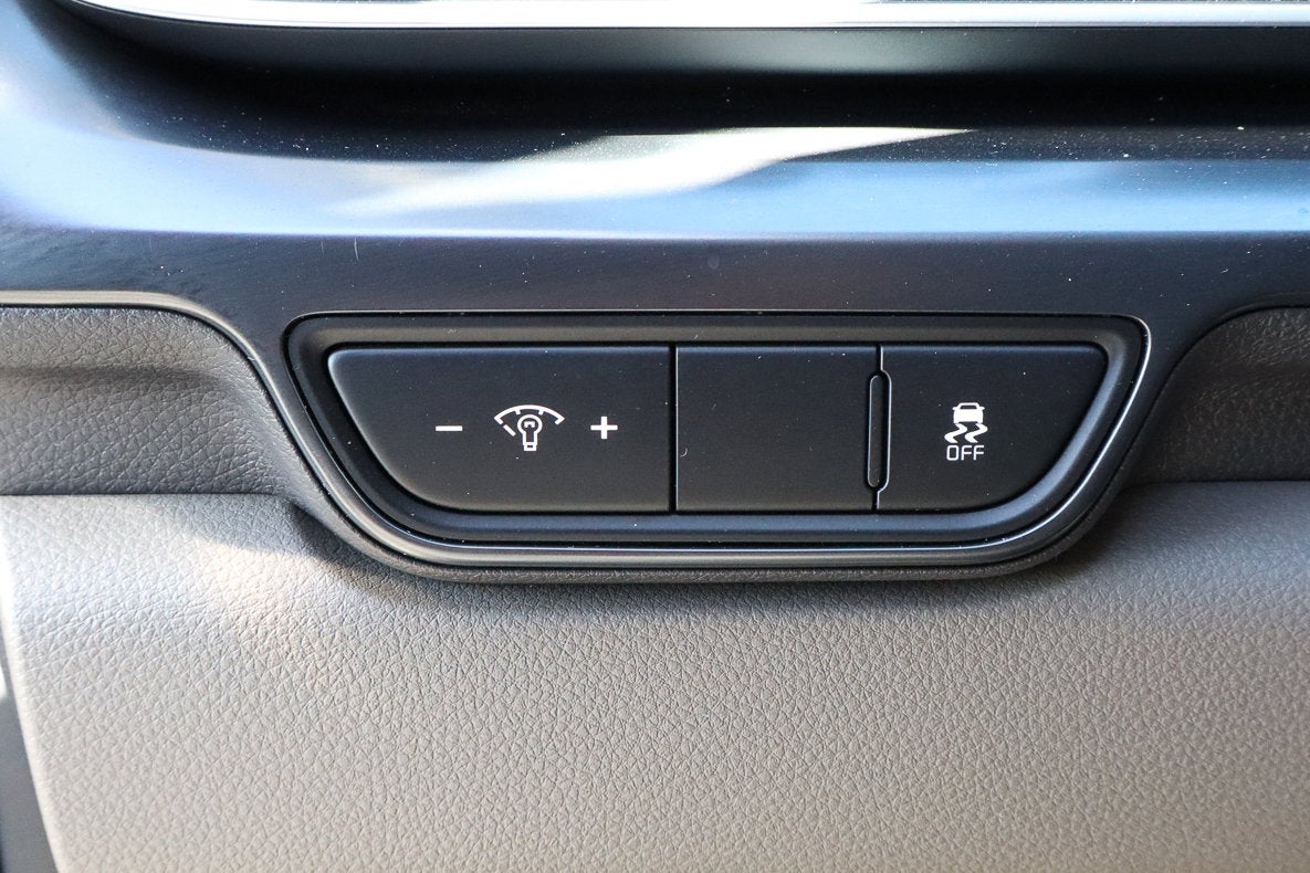 2025 Kia Carnival LXS FWD