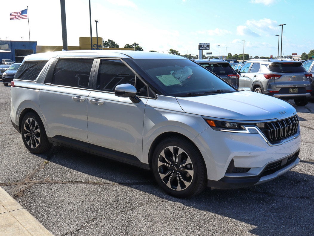 2024 Kia Carnival EX FWD