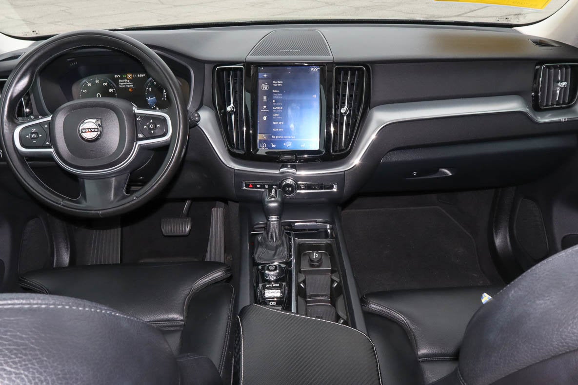 2019 Volvo XC60 T5 AWD Momentum