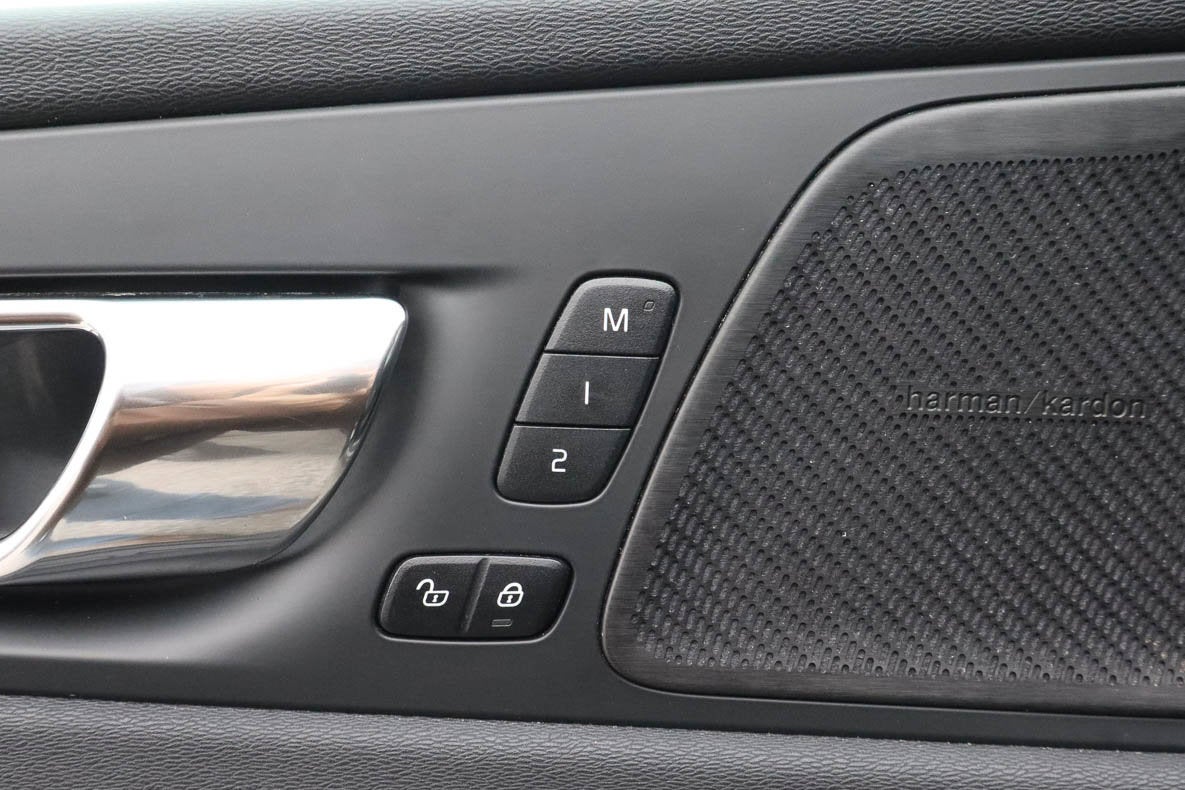 2019 Volvo XC60 T5 AWD Momentum