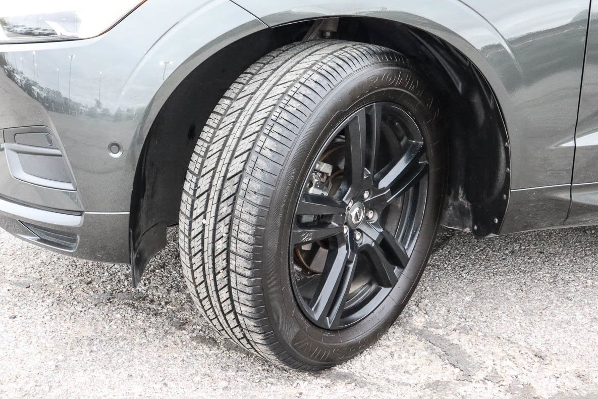 2019 Volvo XC60 T5 AWD Momentum