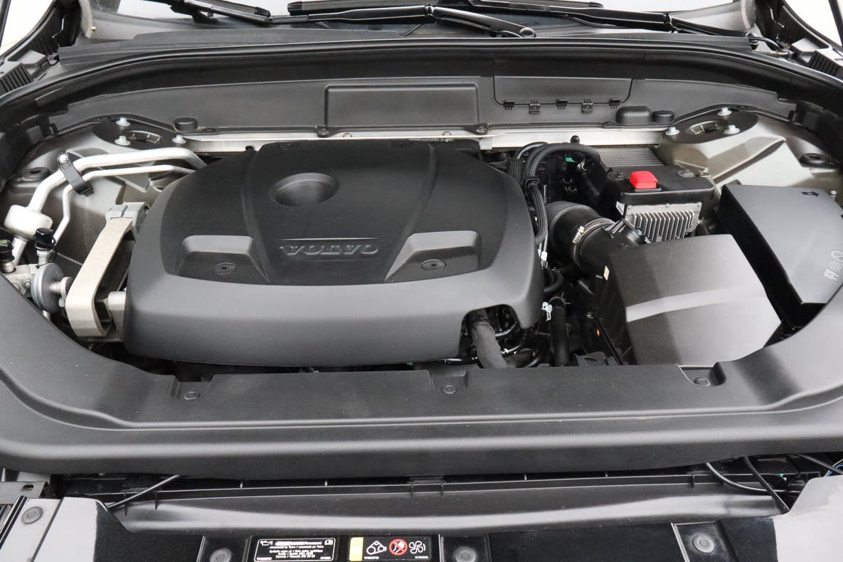 2019 Volvo XC60 T5 AWD Momentum