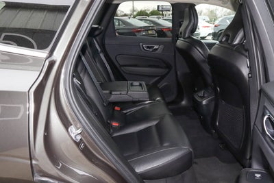 2019 Volvo XC60 T5 AWD Momentum