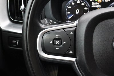 2019 Volvo XC60 T5 AWD Momentum