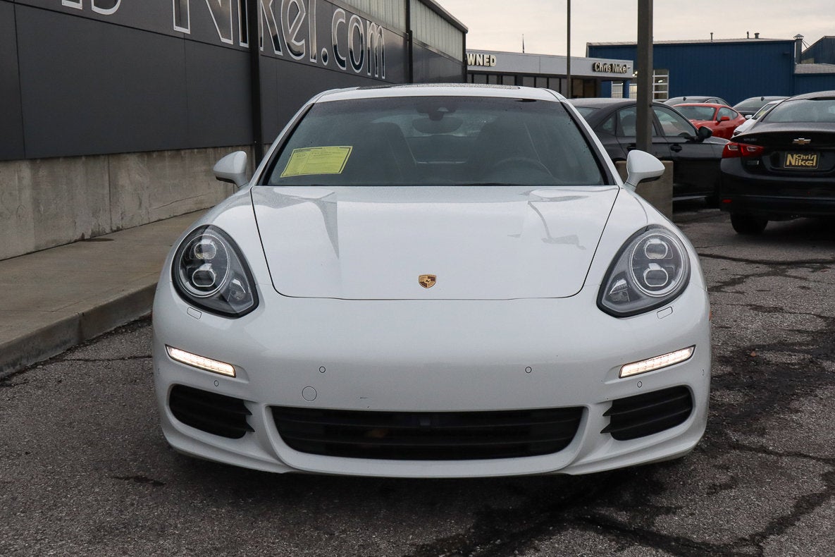 2016 Porsche Panamera Edition