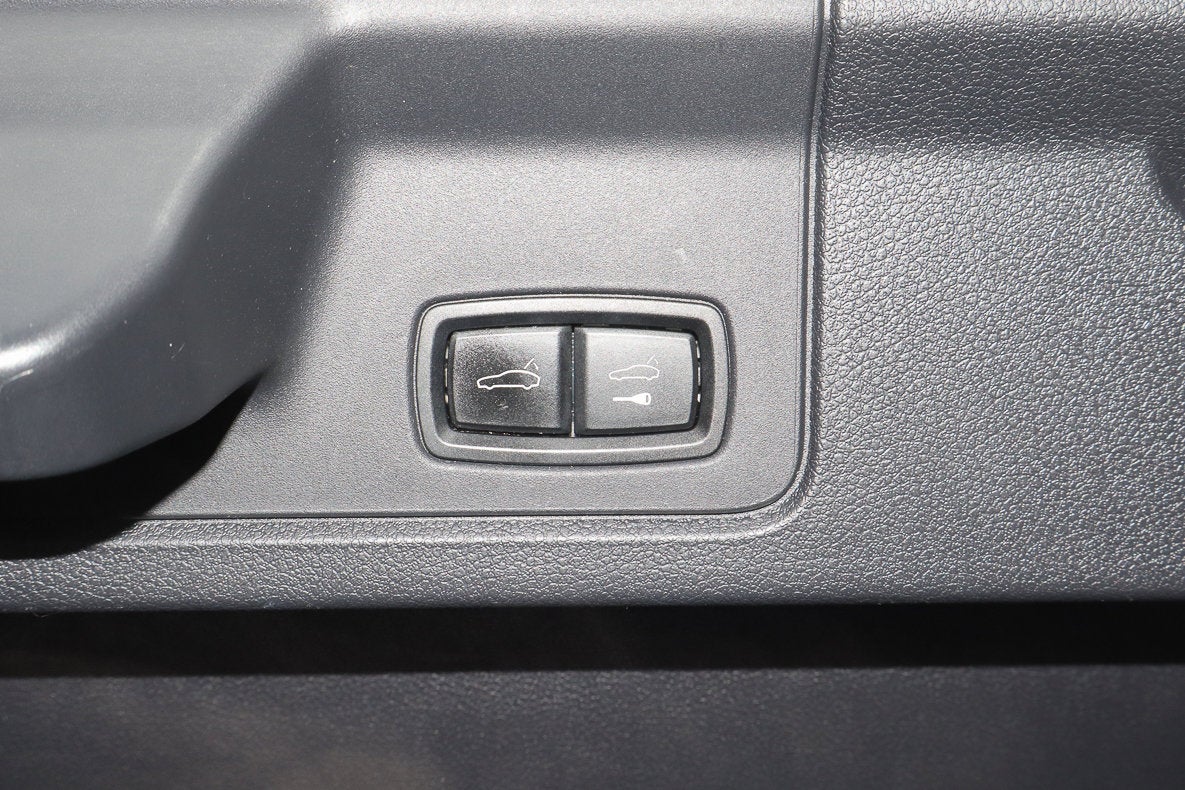 2016 Porsche Panamera Edition