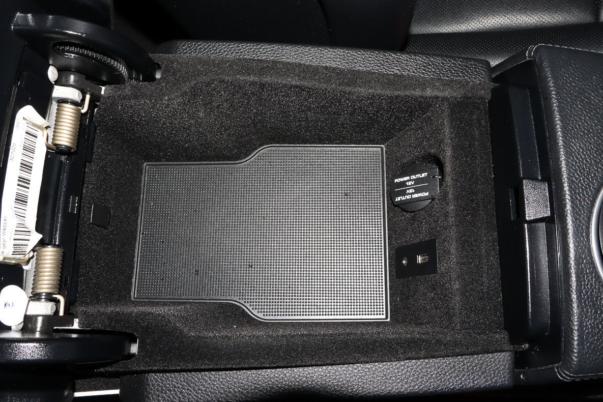 2016 Porsche Panamera Edition