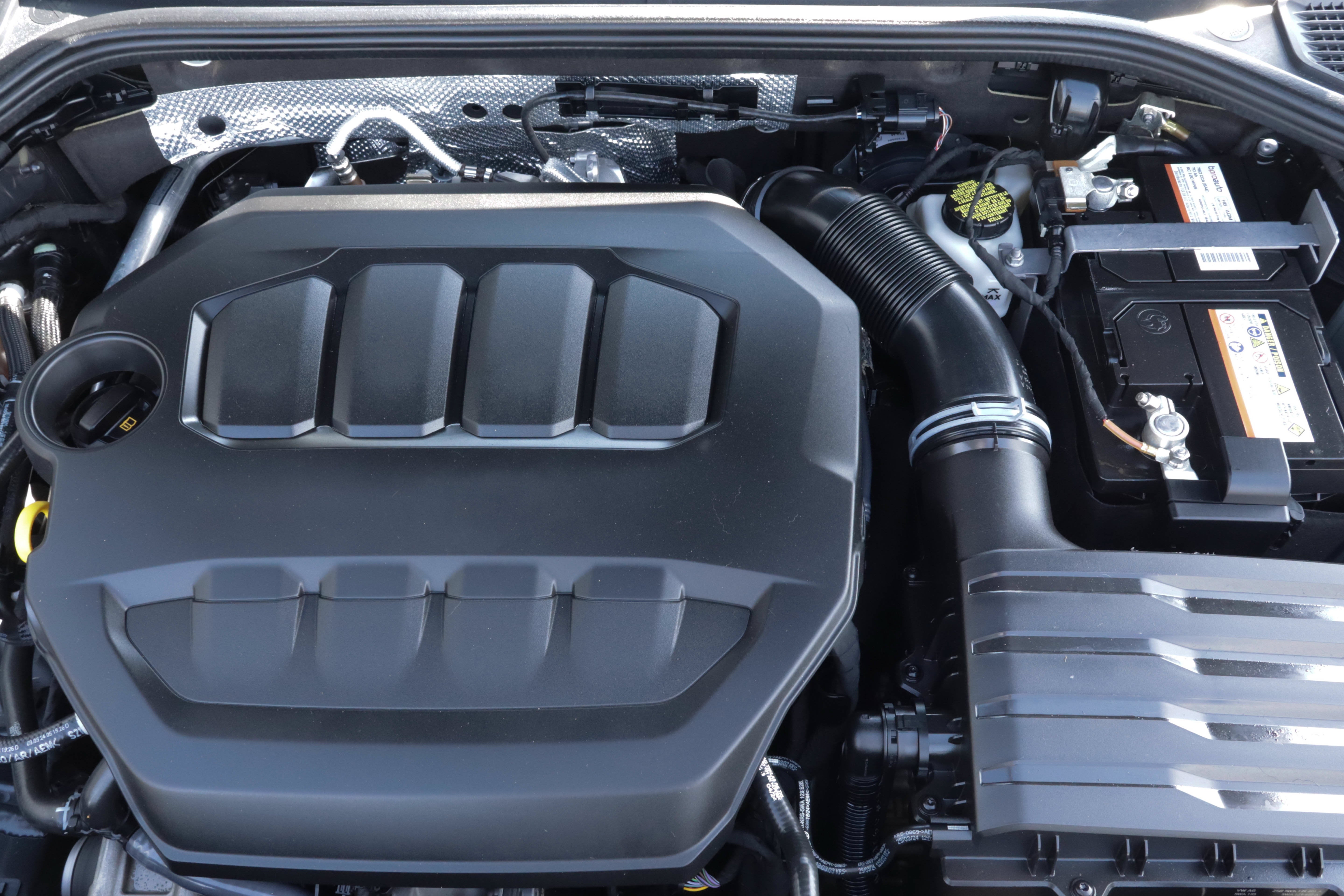 2024 Volkswagen Golf GTI 2.0T S DSG