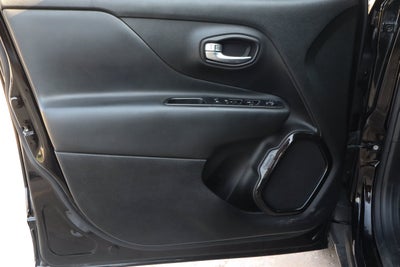 2017 Jeep Renegade Altitude FWD