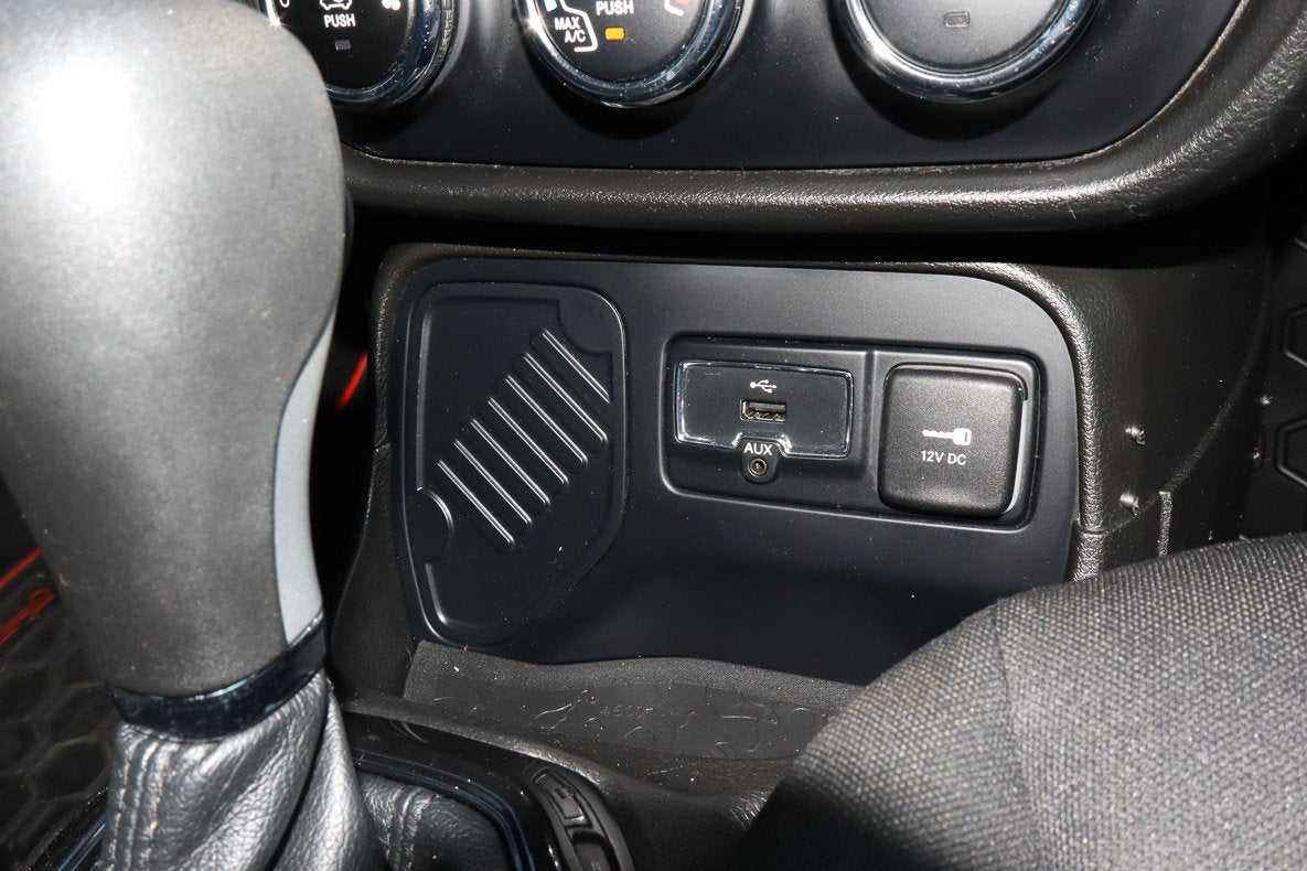 2017 Jeep Renegade Altitude FWD