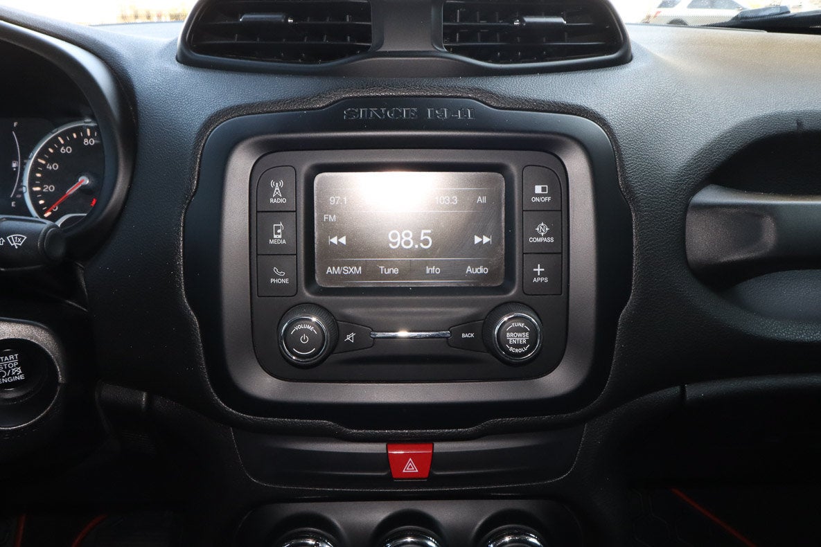2017 Jeep Renegade Altitude FWD