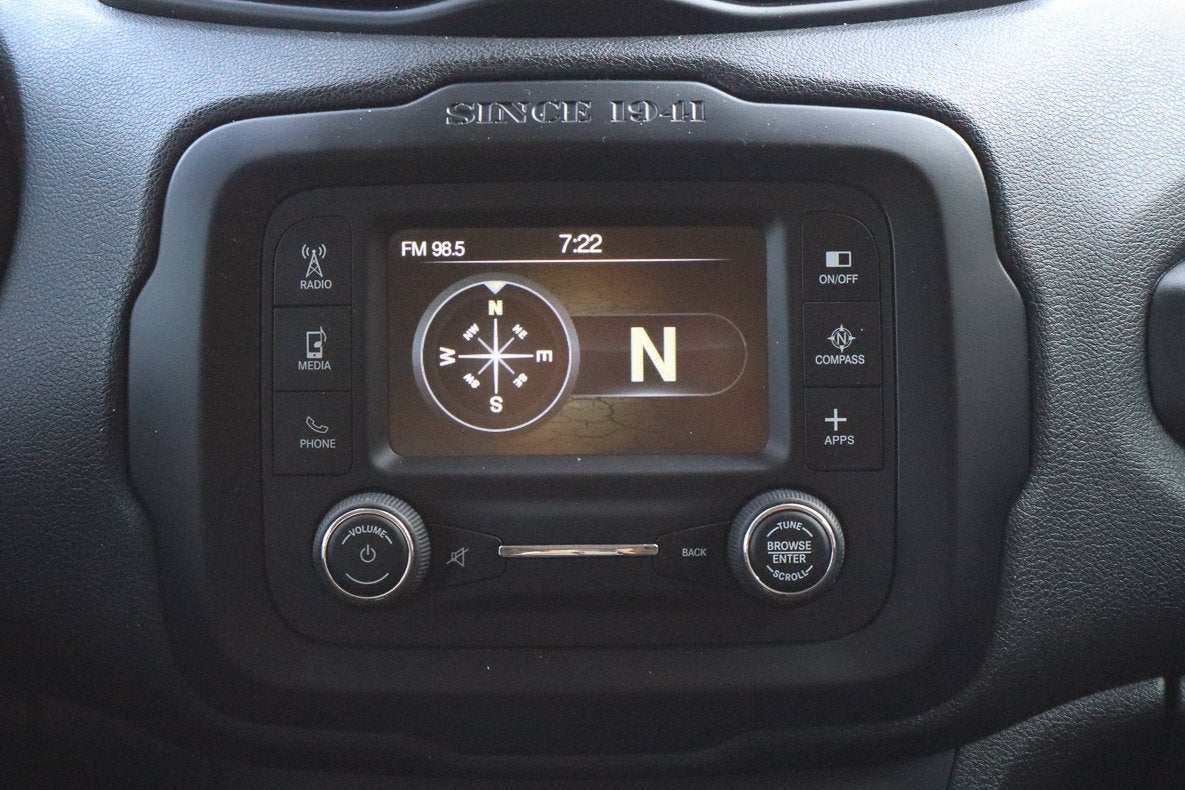 2017 Jeep Renegade Altitude FWD