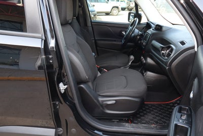 2017 Jeep Renegade Altitude FWD