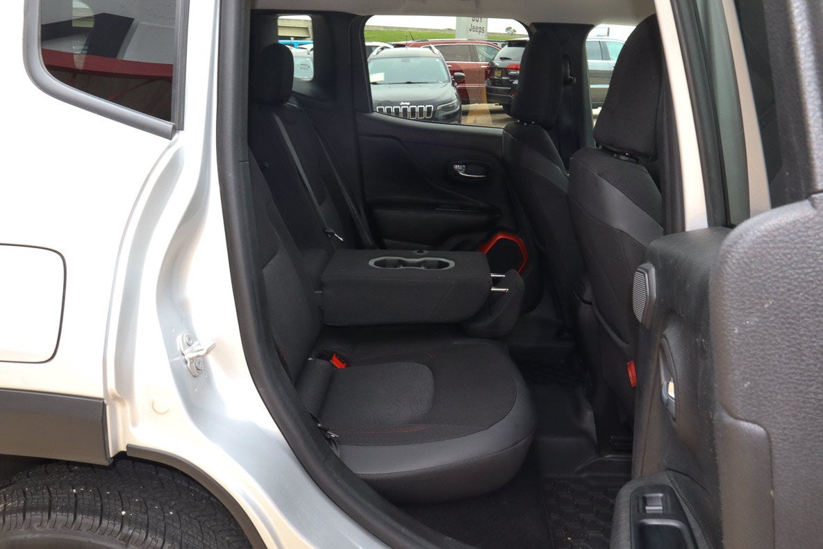 2015 Jeep Renegade 4WD 4dr Trailhawk