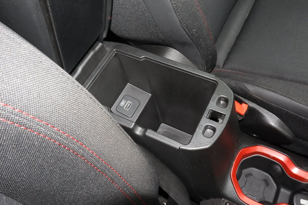 2015 Jeep Renegade 4WD 4dr Trailhawk