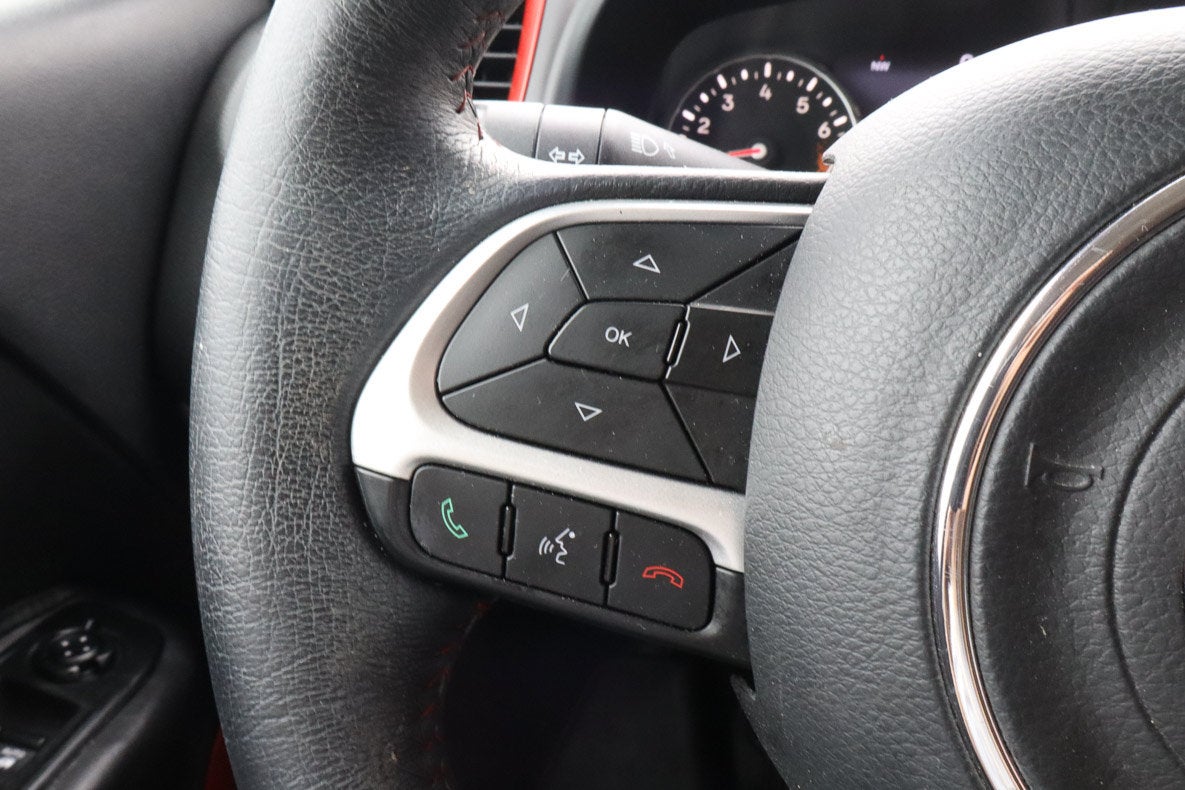 2015 Jeep Renegade 4WD 4dr Trailhawk
