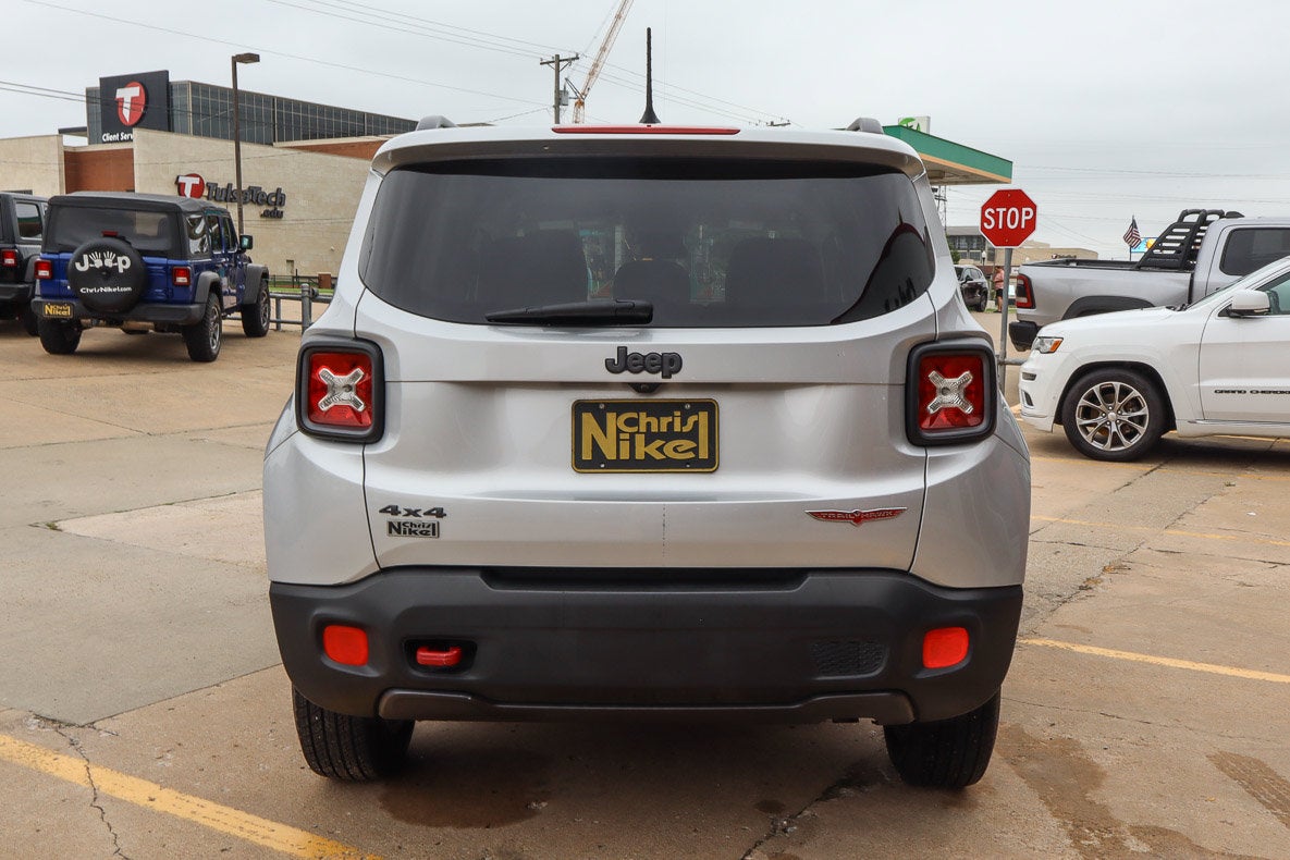 2015 Jeep Renegade 4WD 4dr Trailhawk