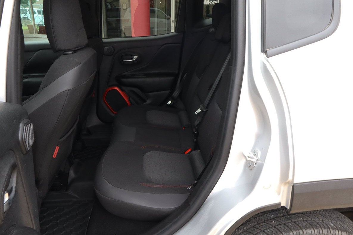 2015 Jeep Renegade 4WD 4dr Trailhawk